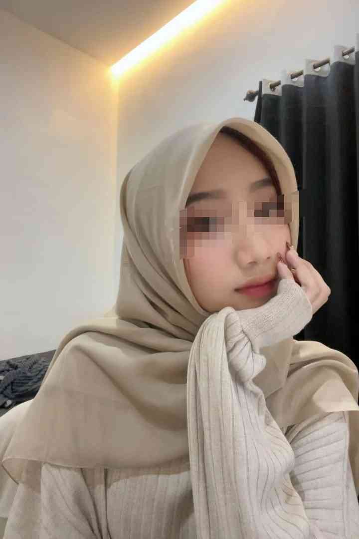 Kesya – Sweet 22yo Local Malay Escort in Kuala Lumpur